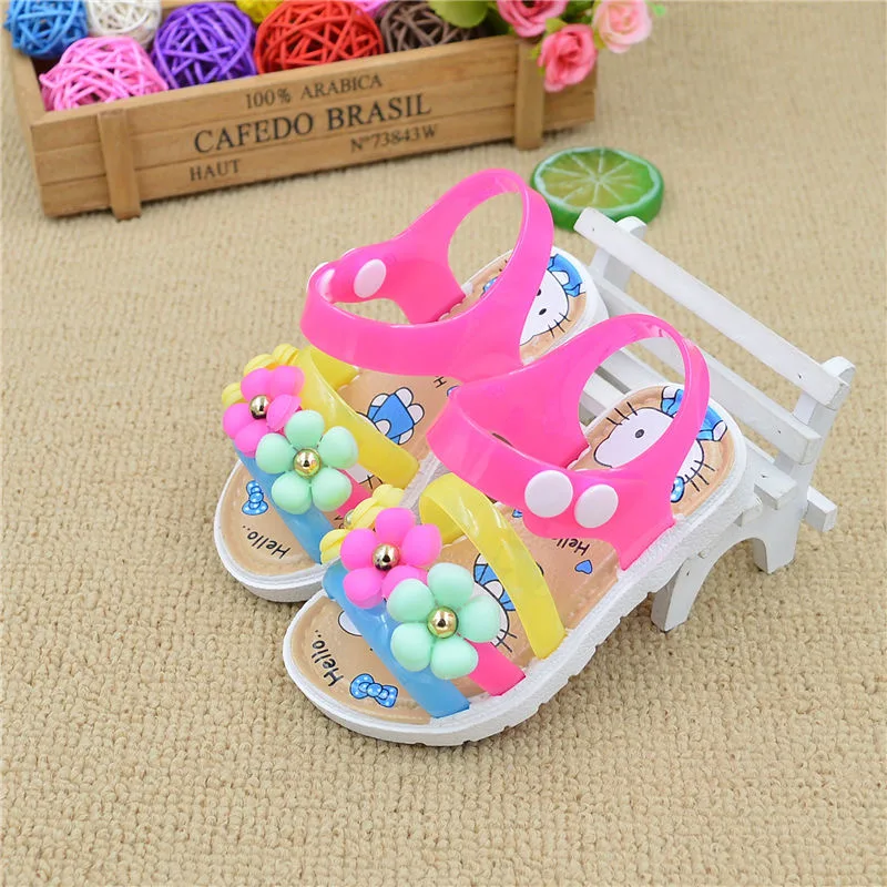 2022 new girls\' sandals summer plastic season 2-7Y girls children\'s beach shoes Korean version flower sandals baby soft bottom