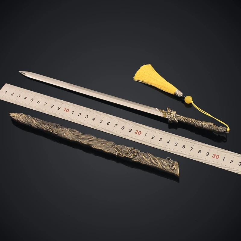 11.81in Film En TV Perifere Tian Di Xuan Huang Zwaard Oude Zwaard Wapen Model Met schede Desktop Collectie Decoratieve