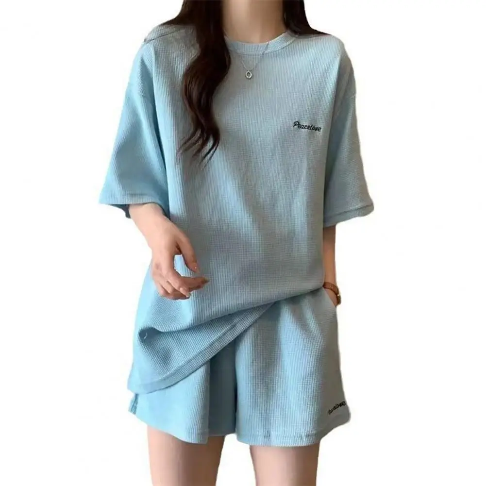 

Two-piece Suit Women's Shorts Set T-shirt Elastic Waist Shorts Outfit with Pockets for Summer 2 Piece Set