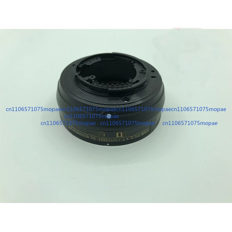

95% новый, используемый для байонетного уязвимого байонетного объектива Nikon 70-300.