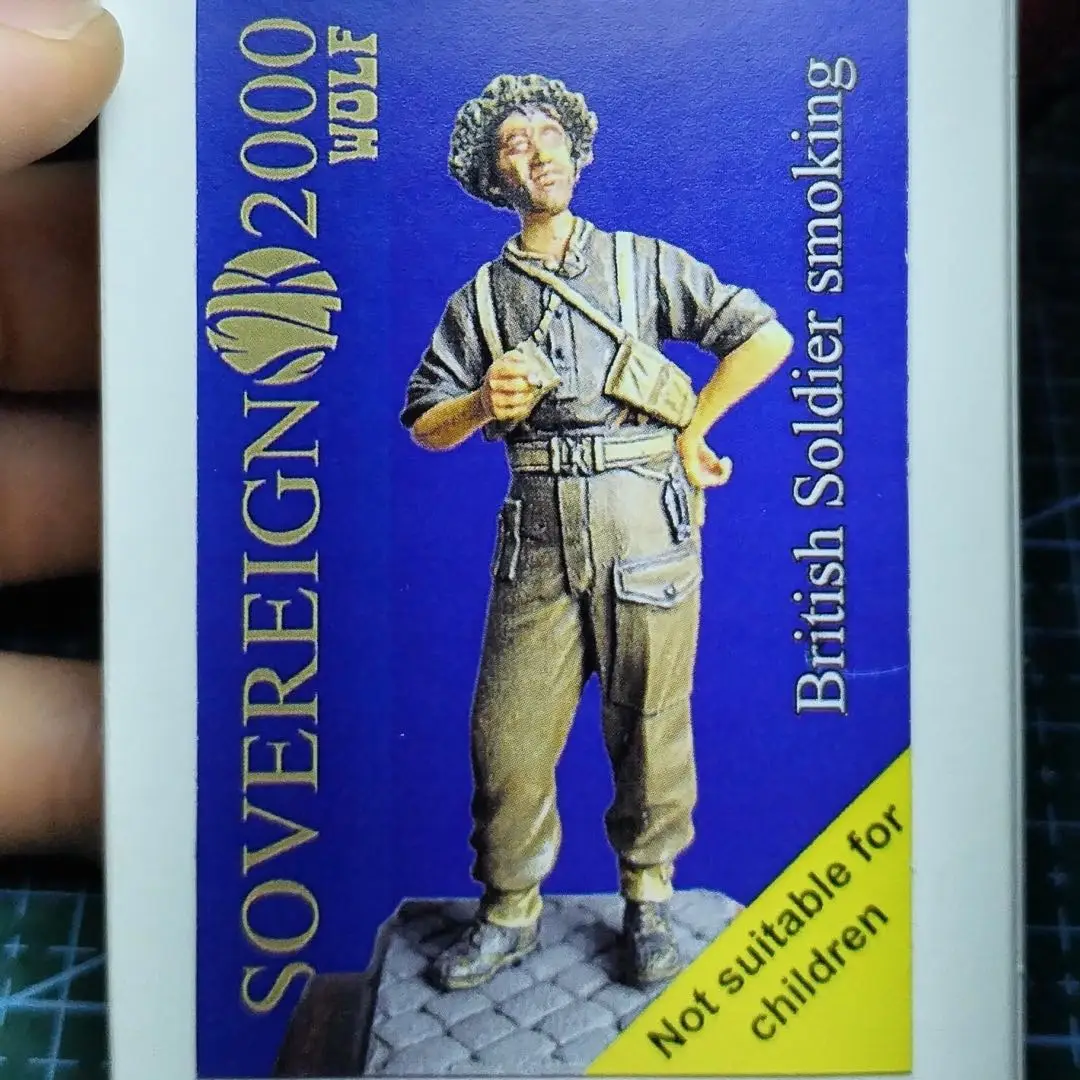

Фигурка модели из смолы 1/35, британский солдат, комплект в разобранном и неокрашенном виде