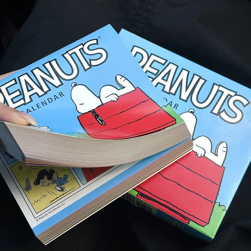 2026 Snoopy Calendário Anime Calendário de mesa Criativo Dos Desenhos animados Pingentes de papel rasgável Decoração de mesa Presentes de papelaria de escritório