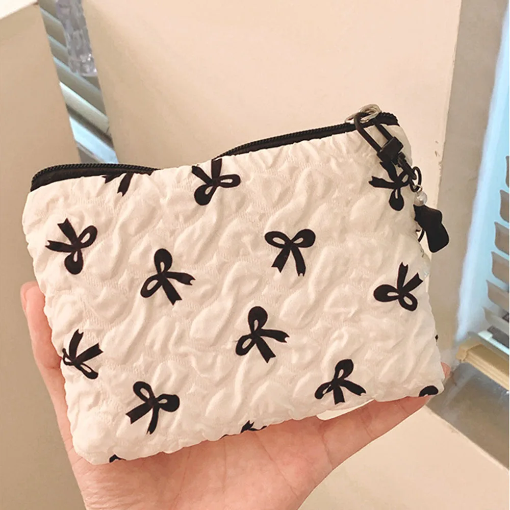 Niedliche Schleifen-Kosmetiktasche: Stilvolle, tragbare Clutch mit multifunktionalem Stauraum und edlem Design – Mini-Geldbörse – Detail 9