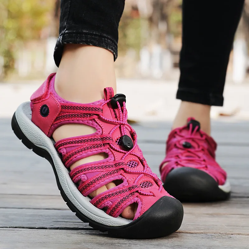 

Новые летние женские сандалии из натуральной кожи, модный дизайн, дышащая женская повседневная обувь, женские уличные пляжные сандалии, большой размер 42,