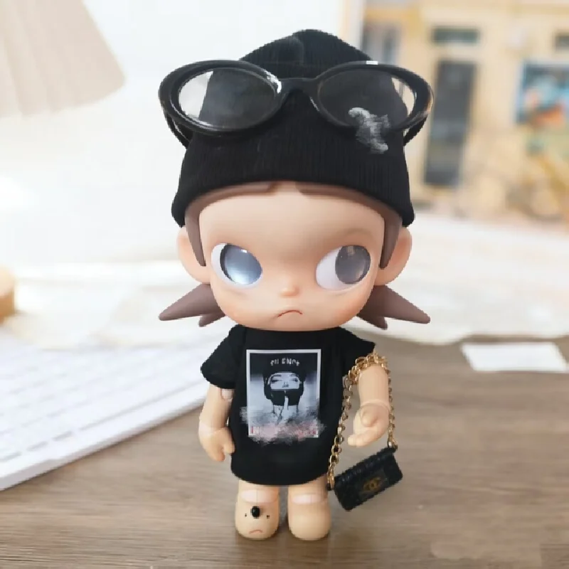 

Ga Zi Sister's black stylish outfit from Zsiga - a beloved doll costume set suitable for daily wear perfect for collectors and