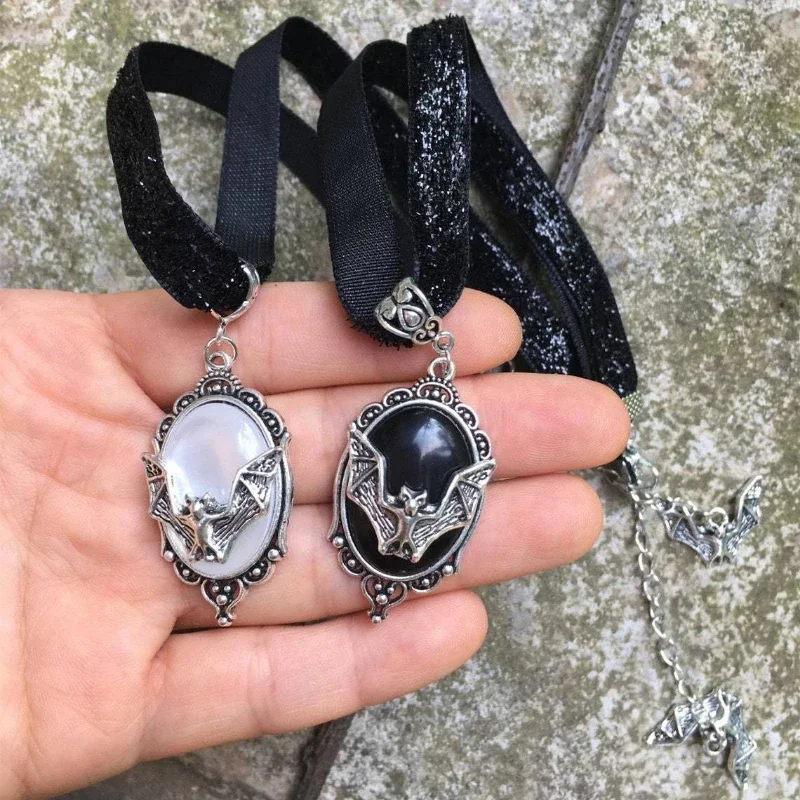 Подвеска На Шею Bat Necklace Vintage Gothic Oval Frame Pendant Necklace Mystic Jewelry Gift Accessories For Women And Girls