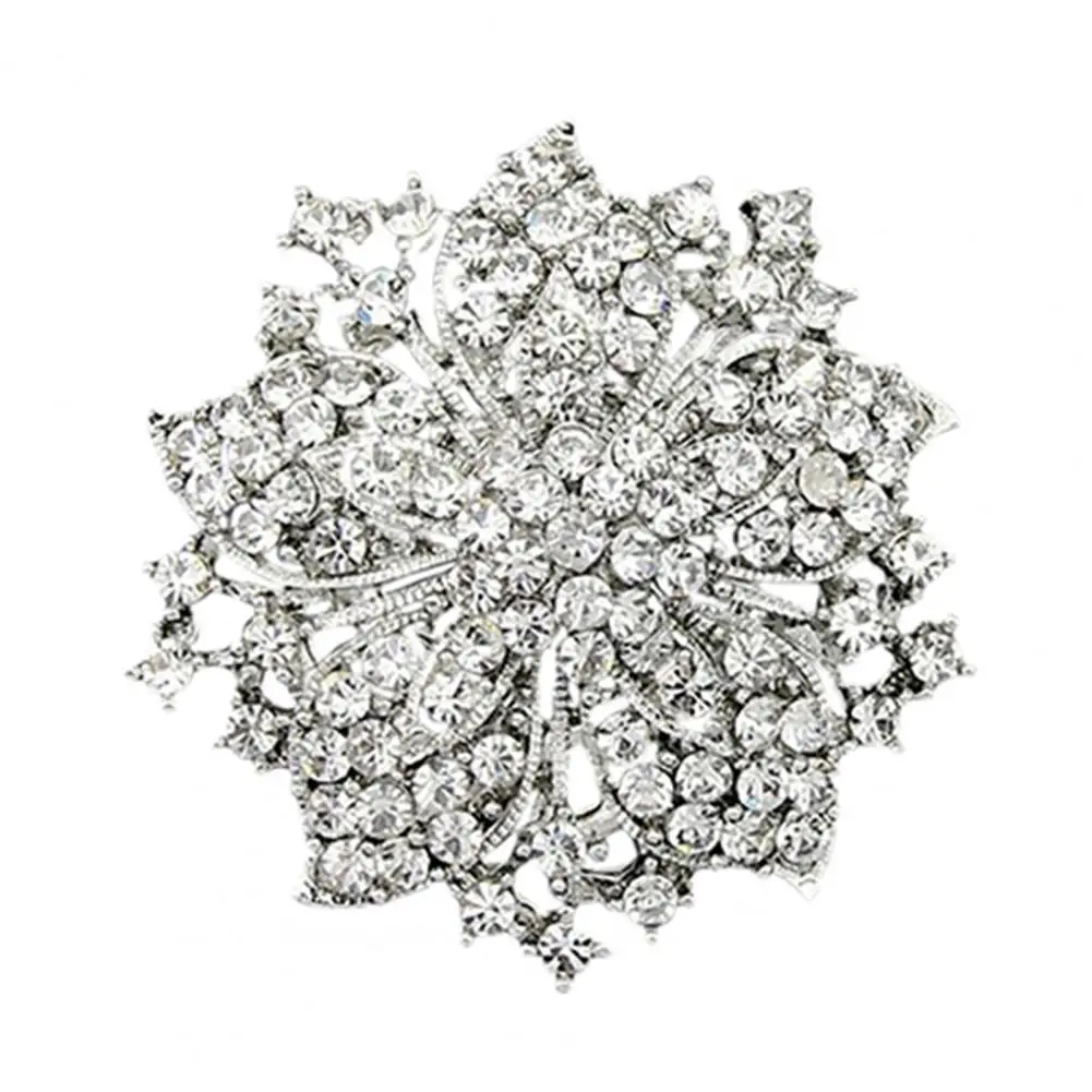 Hot Sales Brooch Pin Exquisite Anti-rust Silver Plated Rhinestone Round Blossom Flower Breastpin for Dating