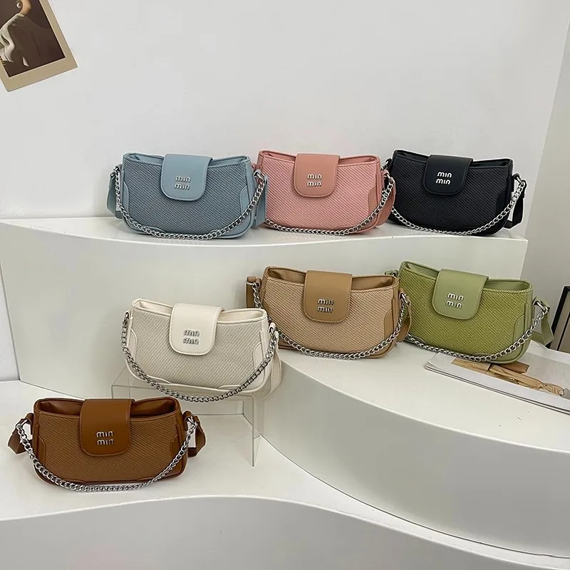 

Luxury Women's Messenger Bag - High-Quality Leather Crossbody Shoulder Bag With Multiple Pockets & Card Slots