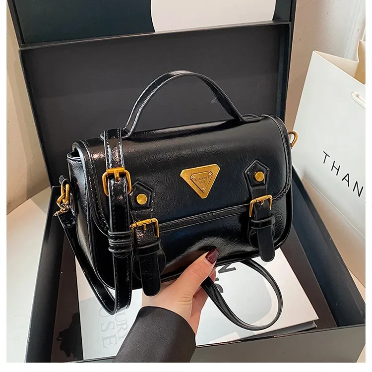 

Подорож времени 1930-е годы! Квадратная сумка в стиле ретро 2025 года — винтажная текстура премиум-класса, для поездок на работу/через плечо, для кинокамеры Essential