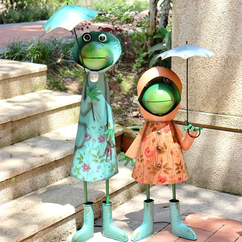 

Винтажный садовый декор с железной лягушкой, уличная статуя мультяшного животного для двора, патио, химерное украшение для газона и ретро-акцент