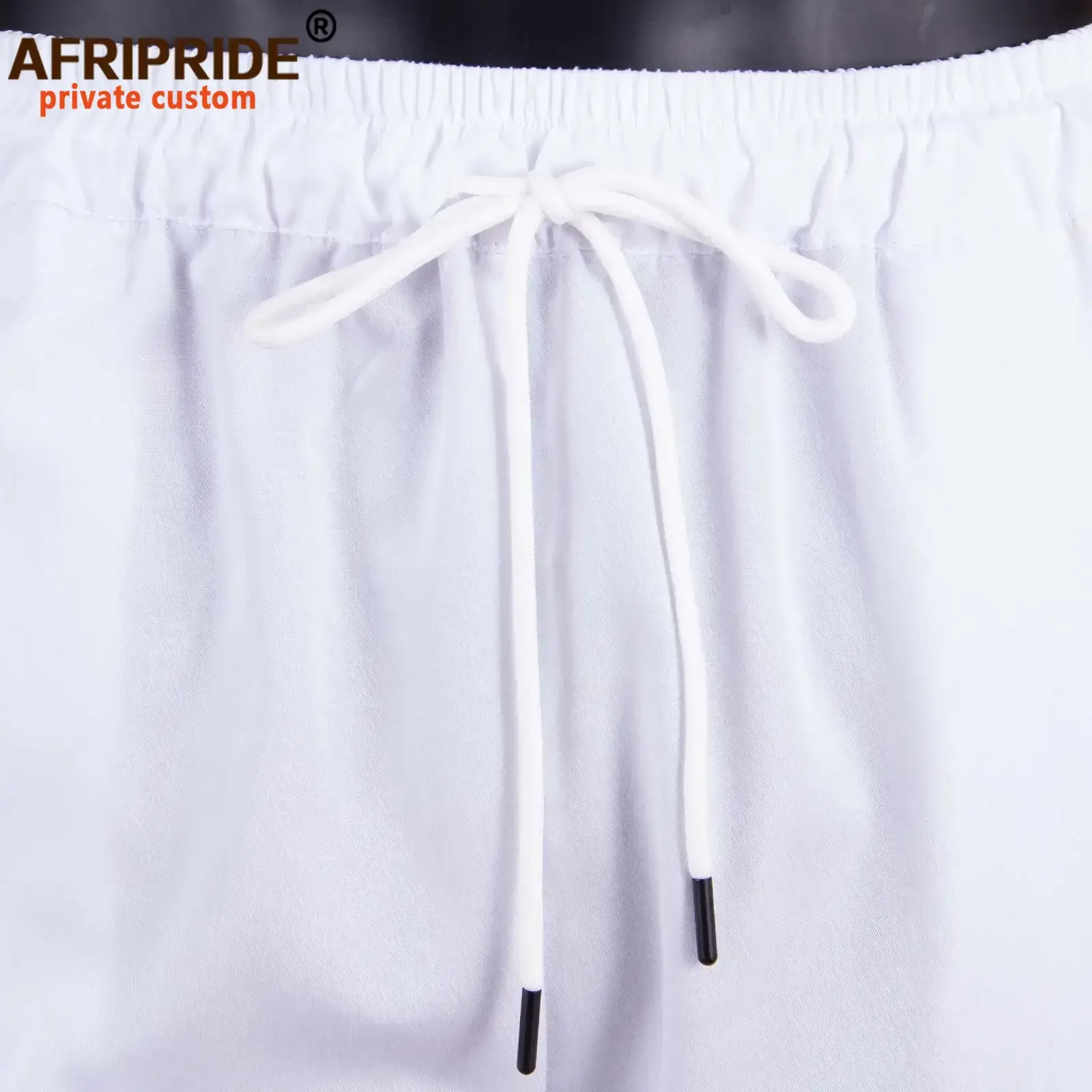 Bazin Riche Men 2 Pieces Pants Sets African Design Clothing African Clothes Casual Short Sleeve Shirts and Pants Sets A2116059