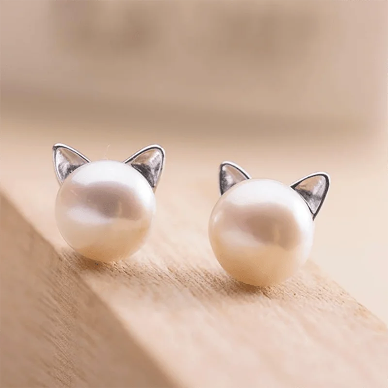 Unique Playful Cat Head Imitation Pearl Earrings - Stylish Gift for Girls & Teenagers Perfect for Parties Christmas or Birthdays