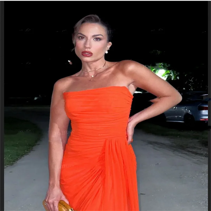 Knöchellange Ballkleider aus orangefarbenem Chiffon, maßgeschneiderte plissierte trägerlose Abendkleider, elegantes Meerjungfrau-Spezialformales Partykleid