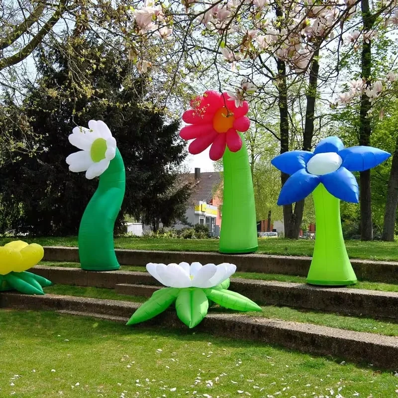 

Гигантский надувной цветок ромашки со стеблом - красочная осветительная модель искусственного цветка для декора сцены событий, реклама