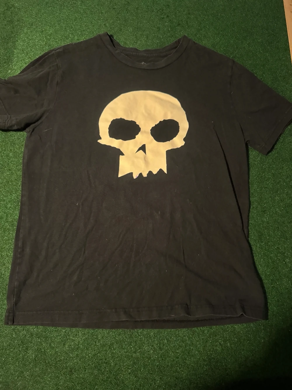 

Skull Printed T-shirt Humorous and Funny Men and Women Fashionable Gothic Hip-hop Casual Printed Short Sleeved Trend Round Neck