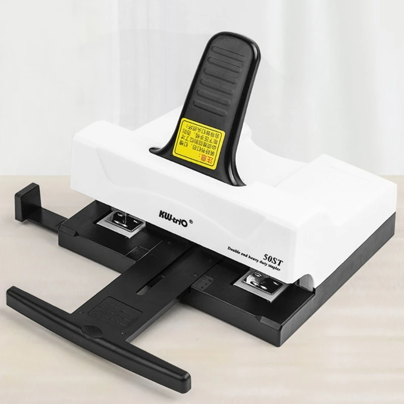 50 feuilles d'agrafeuse sans effort l'agrafeuse du travail