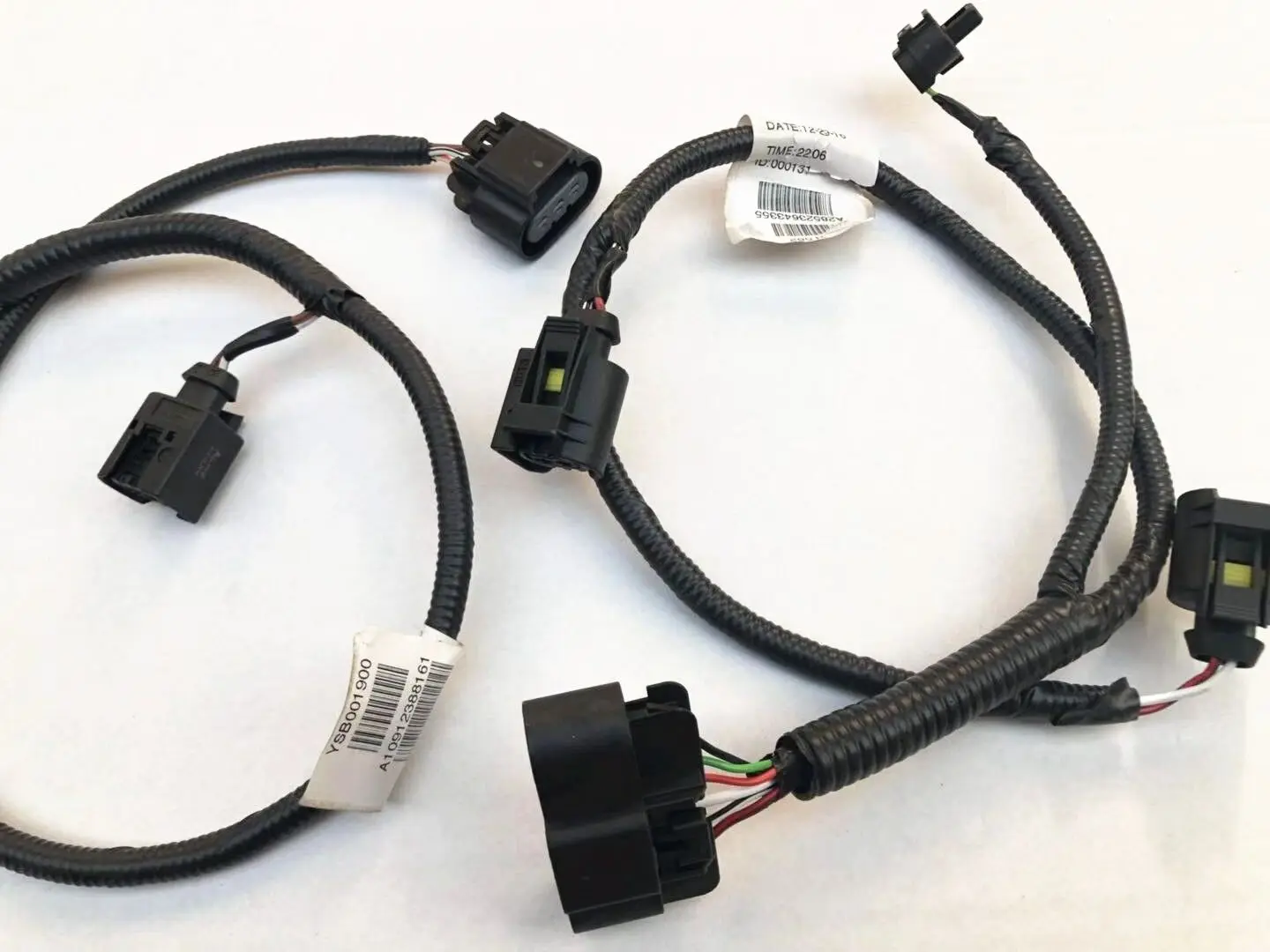 1 pcs Ignition coil wiring harness High-voltage package wiring harness plug  for SAIC ROEWE 550 750 MG6 1.8L / 1.8T engine