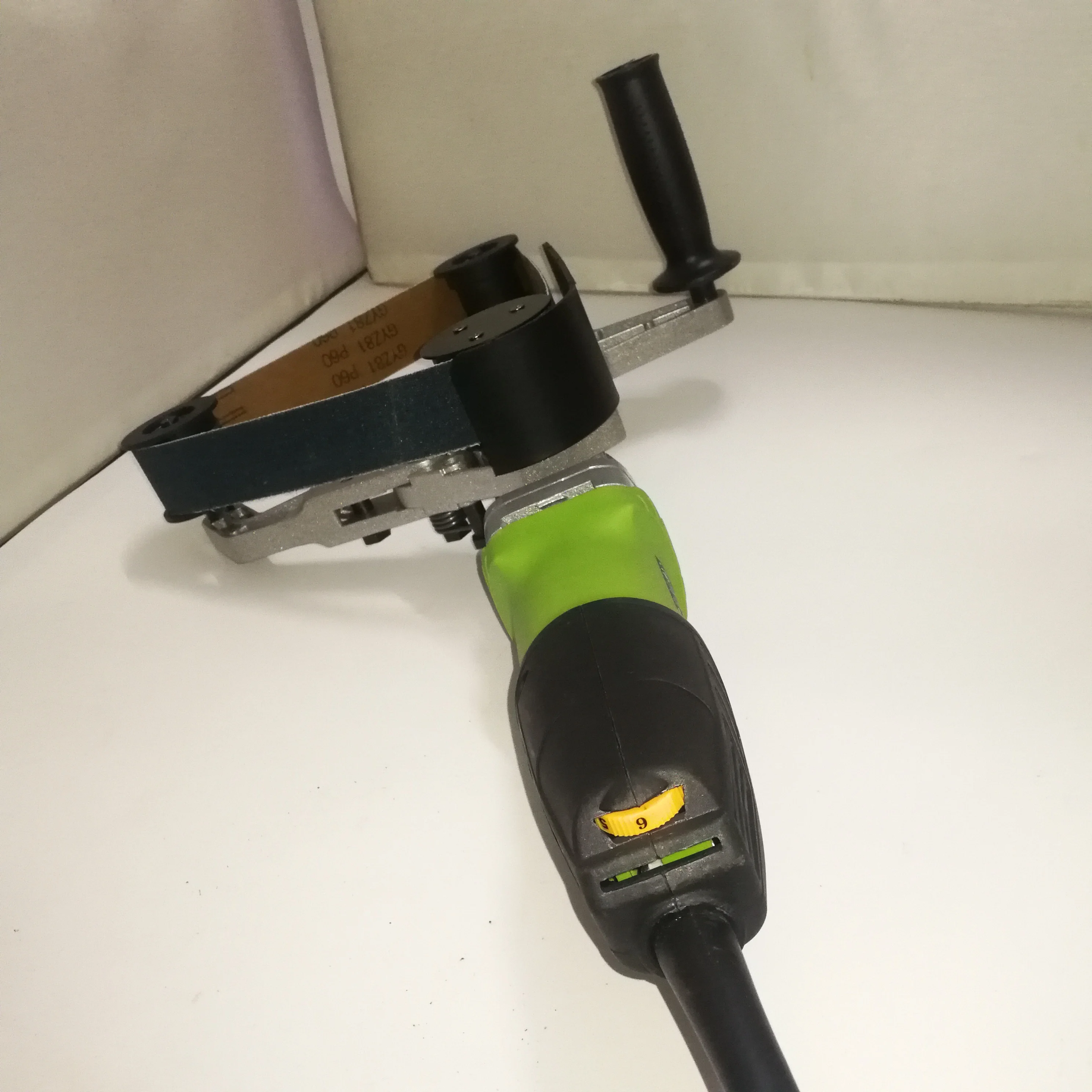 Máquina pulidora y de dibujos de tubos redondos 800W |   Lijadora de correa variable de 6 velocidades para eliminación de óxido de tuberías de acero inoxidable y acabado de espejo