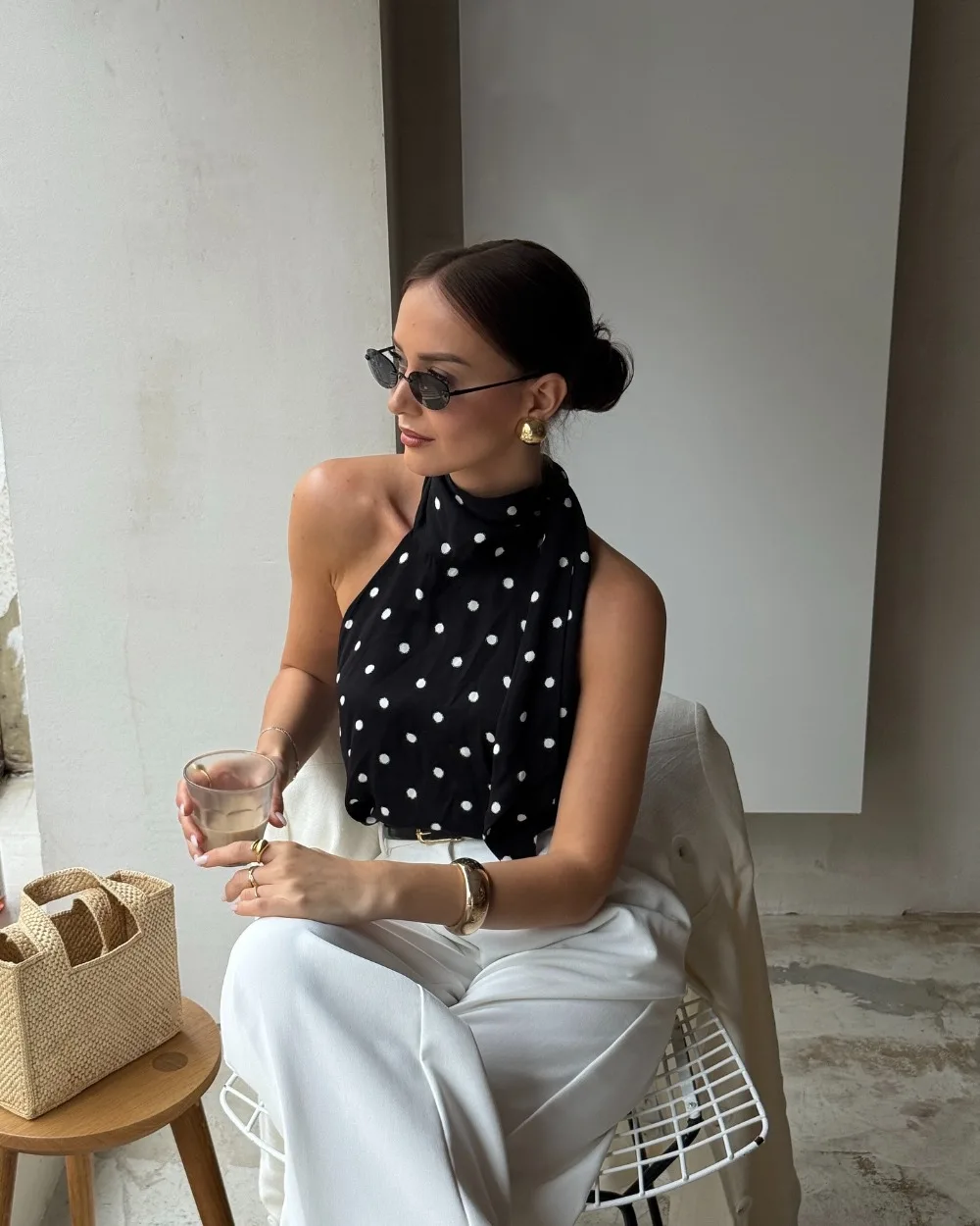 Retro Polka Dot Lace Up Vest Spring and Summer Women Chic Slim Soft Cool Office Party Spicy Girl Style Casual Hanging Neck Top