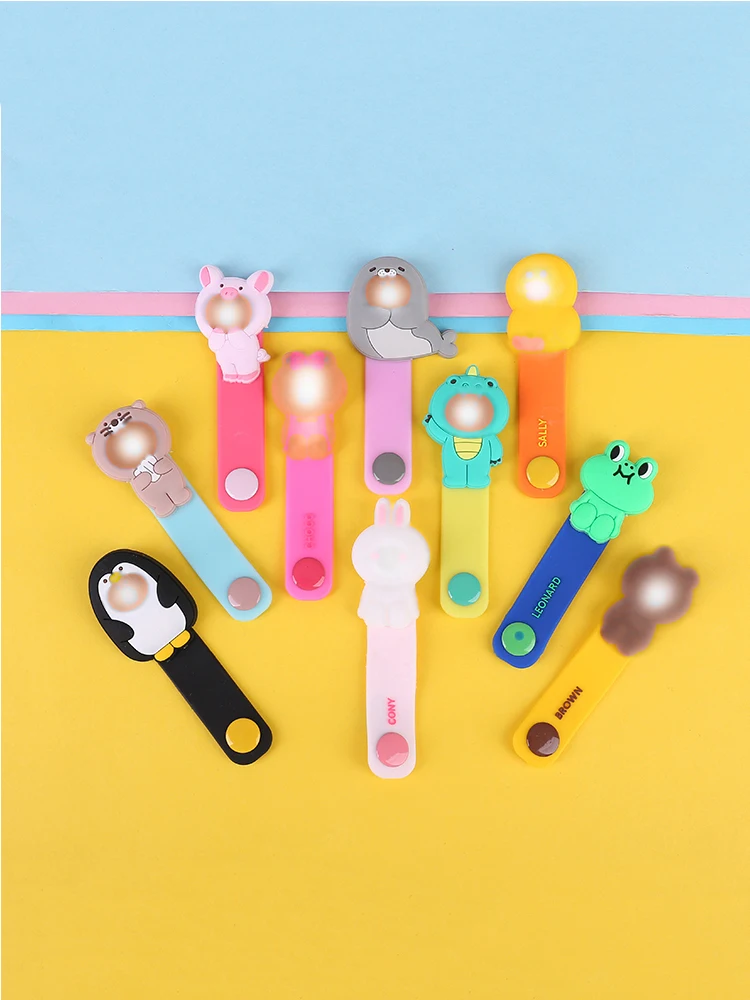 ถุงโชคดี5ชิ้นสำหรับสายข้อมูลการ์ตูนน่ารักสายชาร์จเคสโทรศัพท์กันกระแทกสายป้องกันการแตกหัก