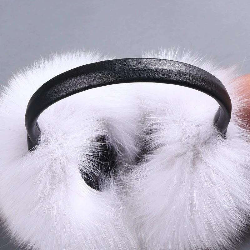 New Style Luxury Ladies Fox Fur Earmuffs Winter Women Warm Real Fox Fur Earmuffs Girl's Earlap Ultra Large Ladies Plush Earmuff
