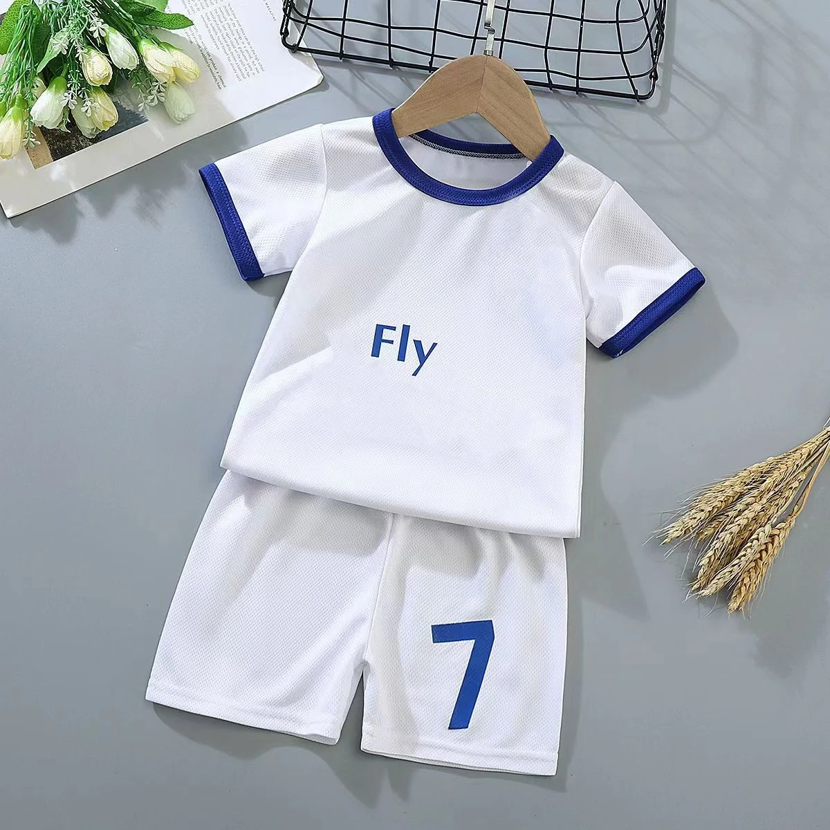 Kids Football Jersey Boy Soccer Jersey Set Polyester Soccer Breathable Football Uniform For Children girl Jersey shorts sets