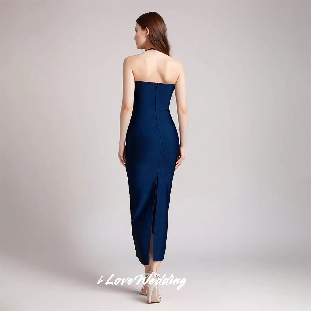 فساتين سهرة رسن باللون الأزرق الداكن 2025 بدون أكمام بدون ظهر حورية البحر أنيقة بطول الكاحل مطوي فساتين حفلات الزفاف حسب الطلب