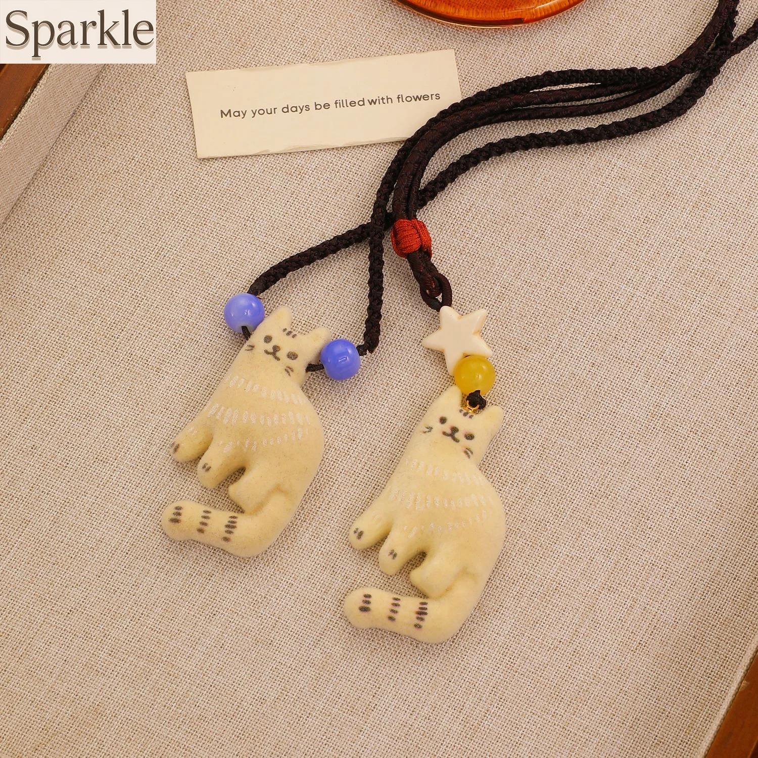 

Kawaii Resin Cat Pendant Braided Necklace for Women New Unique Long Sweater Chain Cute Animal Fashion Accessory Pendant Necklace