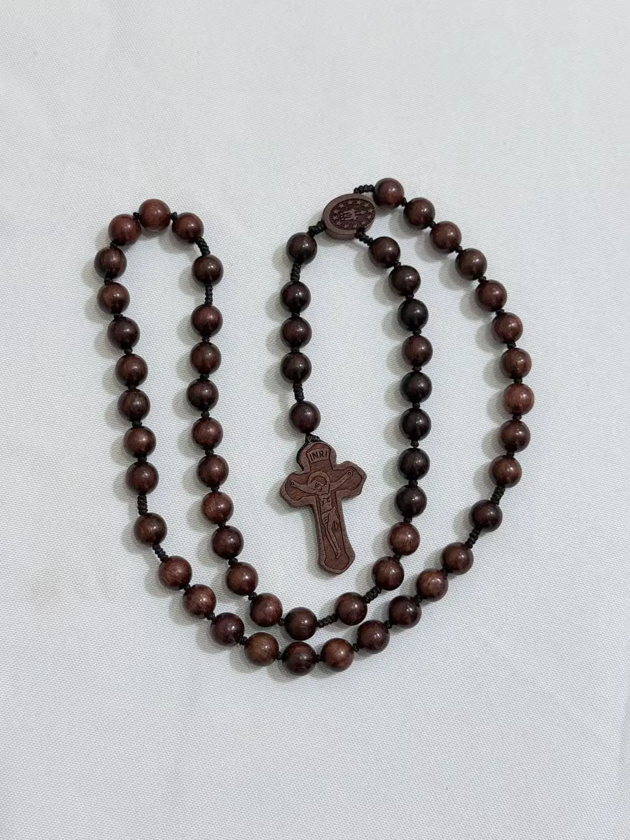 الكاثوليكية الخشب مطرز الوردية القلائد للنساء المسيحية INRI الصليب الصليب قلادة سلسلة طويلة الرجال الدين الصلاة مجوهرات