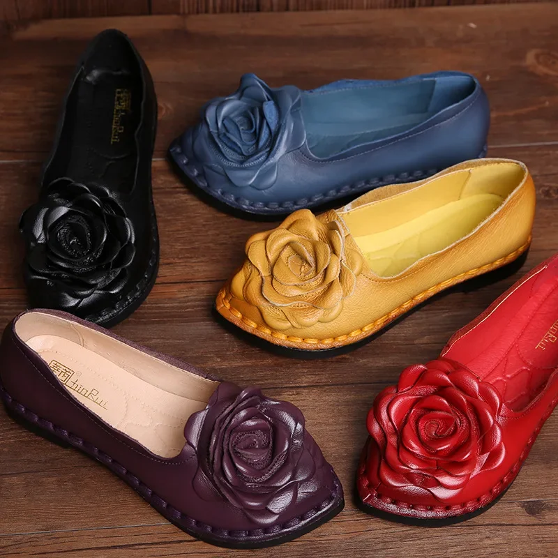 2023 New Vintage Handmade Folk Style Women Flats Casual Shoes Genuine Leather Lady Soft Bottom Shoes for Mother Fashion Loafers