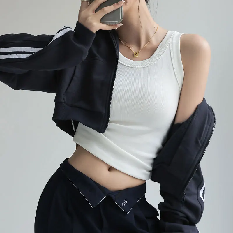 

Women's summer 2026 new model with chest pad, sling vest, inner cover, white backing, slim and thin sleeveless top, high sense.