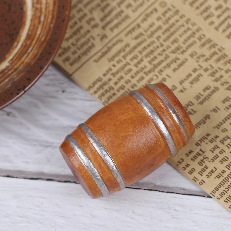 1:12 Dollhouse Miniature Mini Wooden Beer Barrel House Decoration