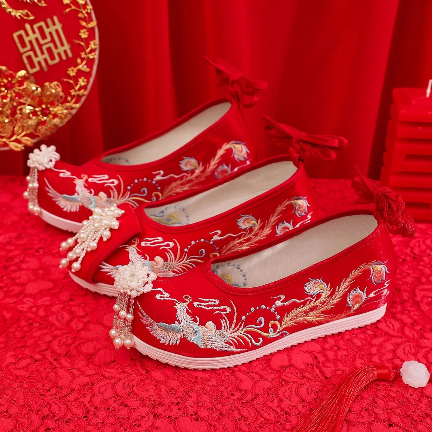 

Туфли Xiuhe с жемчужными кисточками на высоком каблуке, в античном стиле, с увеличивающей рост стелькой, для тостов по случаю Ханьфу