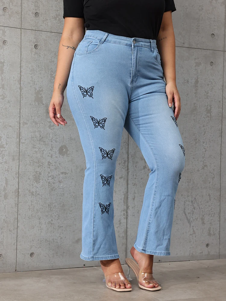 Vintage Butterfly Print Jeans Women Fashion Casual Comfort Mid Waist Stretchy Trouser Worn In All Seasons Plus Size Rozkloszowane spodnie