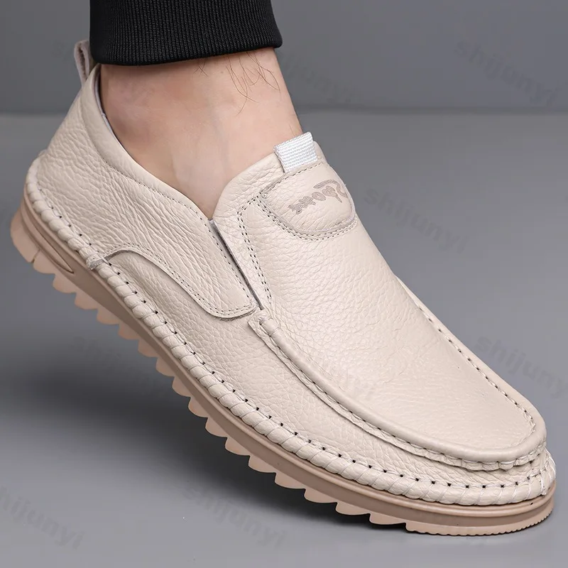 

Осенние мужские повседневные туфли для вождения, дизайнерские модные лоферы, однотонные, большого размера, нескользящая обувь на мягкой подошве, удобная кожаная обувь