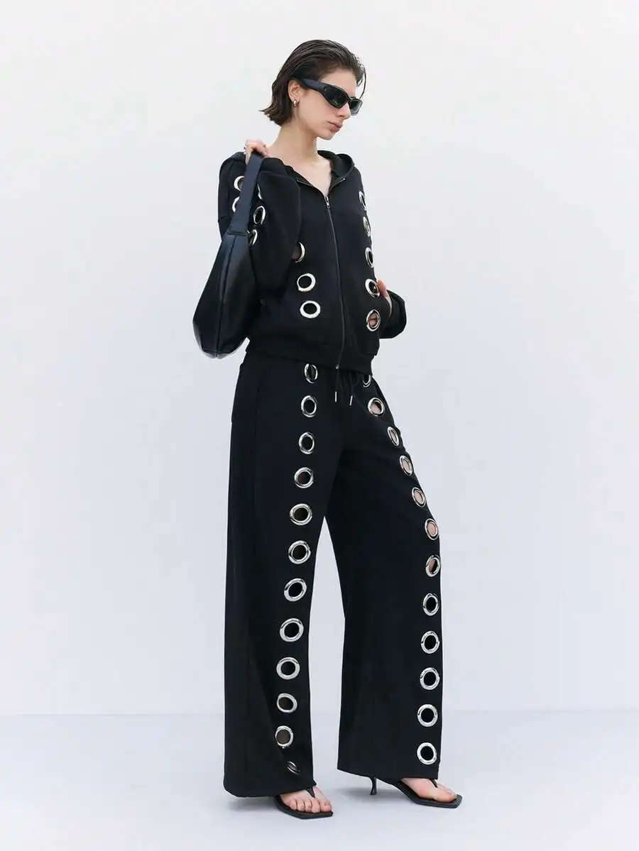 

Black Hooded Sweatshirt With Grommet Detail Women Streetwear Punk Chic Cropped Jacket