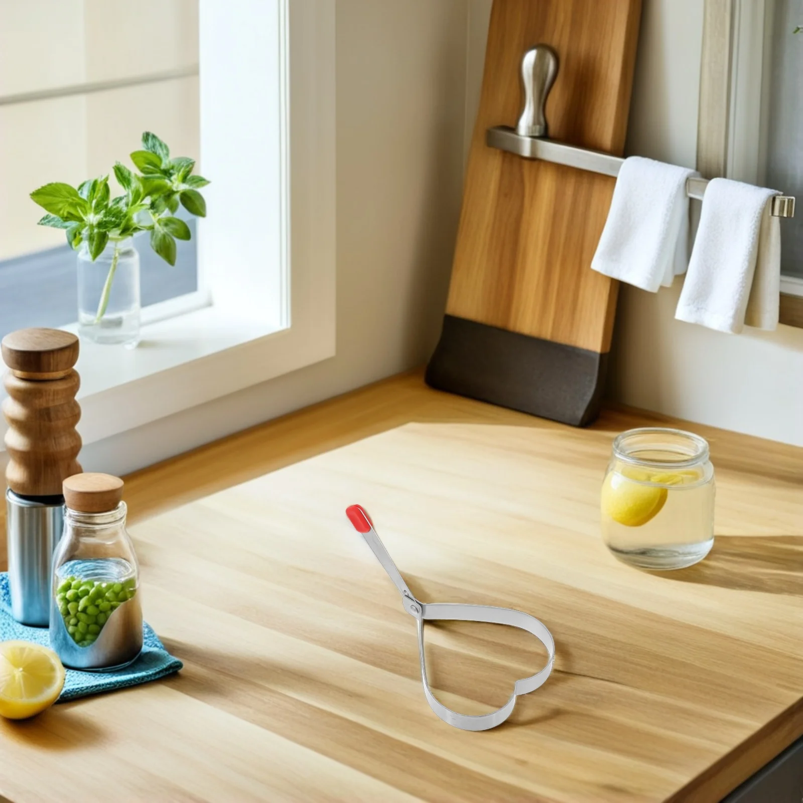 

6Pcs Heart Shape Pancake Mould Stainless Steel Nonstick Egg Fryer for Griddle Egg Fryer Mold Metal Pancake Molds