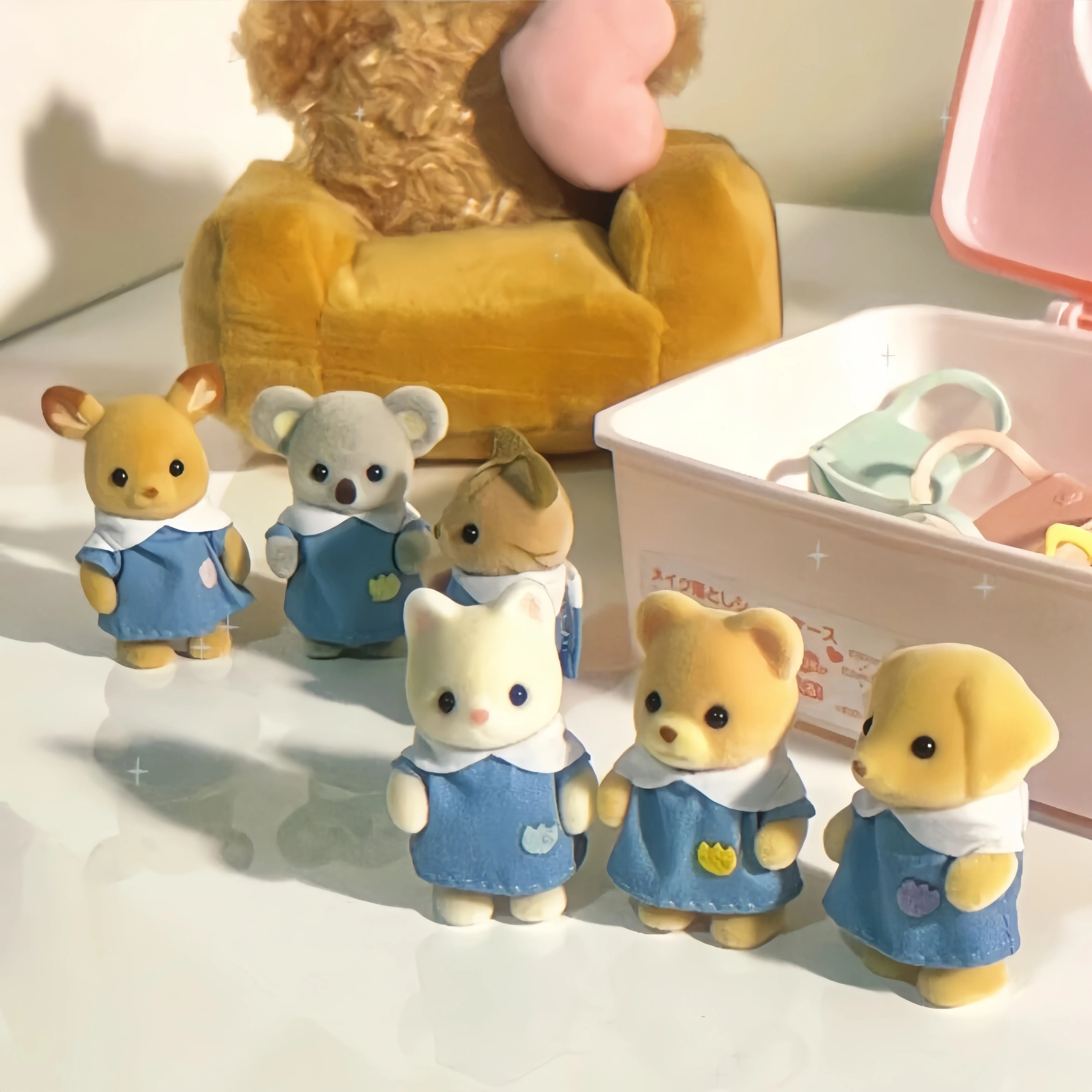 Hot Toys Sylvanian Families  Hedgehog Family Anime Cute Figures Good Friend From Kindergarten Toy Birthday Gifts Simulation Toys