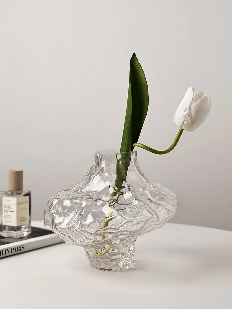 

Beautiful and high-end creative irregular vase ornaments, transparent glass living room tabletop flower arrangement,