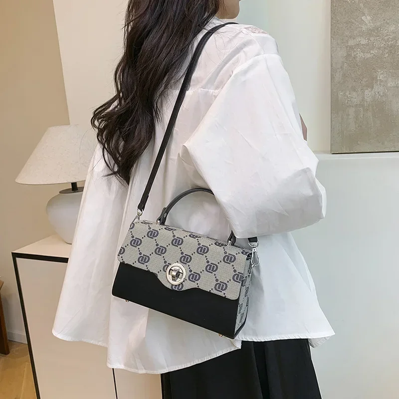 

2025 Retro Style Color Block Women Bag - Large Capacity Single Compartment Messenger Handbag