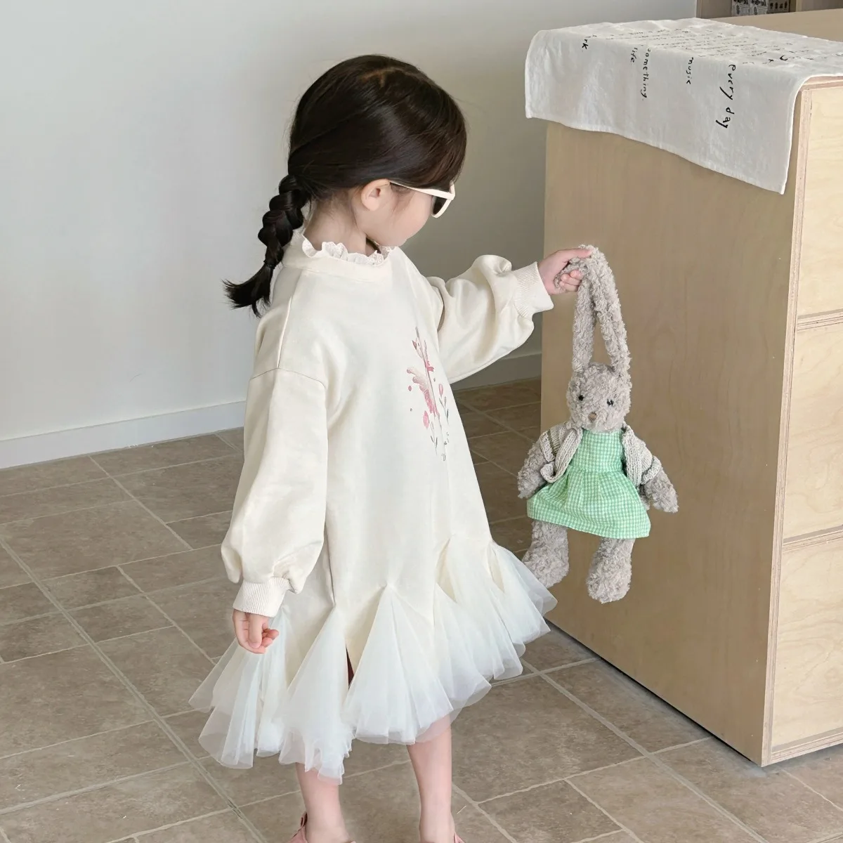 Little Swan-vestido de encaje con falda de estilo occidental para niños y niñas, novedad de primavera 2024