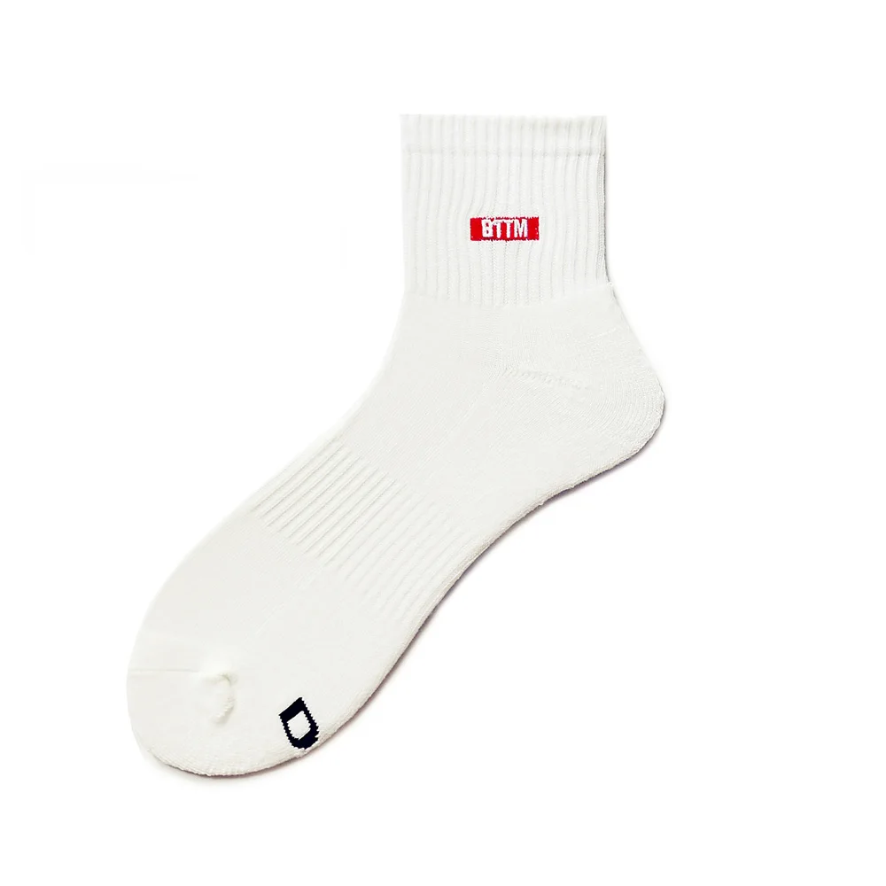 Letter Embroidery Wool Hoops Wicking Sweat Sports Socks Fashion Pure White Sports Raw Basketball Socks Long Tube