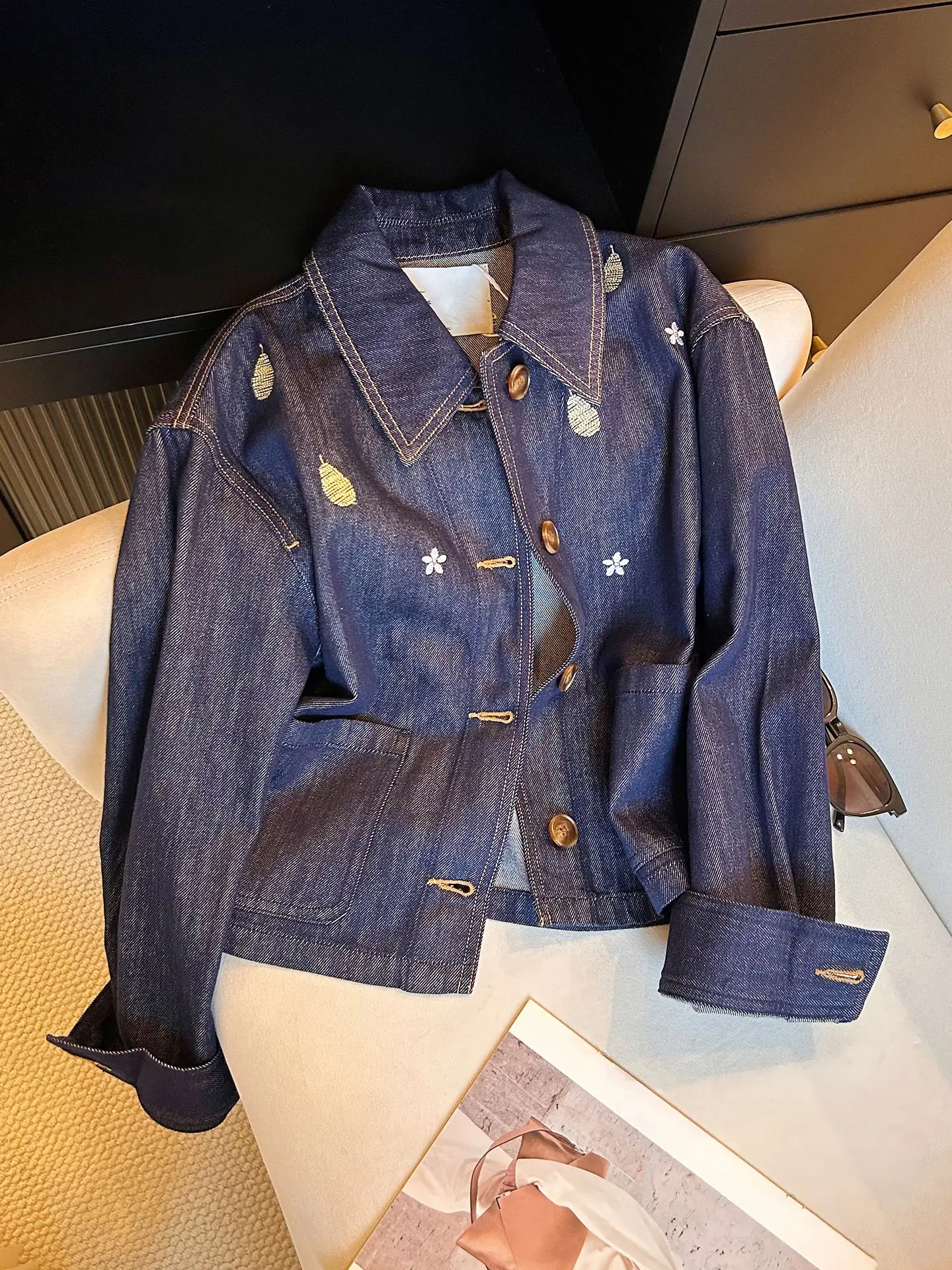 Women’s Vintage Dark Blue Denim Jacket Cropped Fit Heavy Embroidered Floral Petite-Friendly Korean Style Spring Fall Coat Top