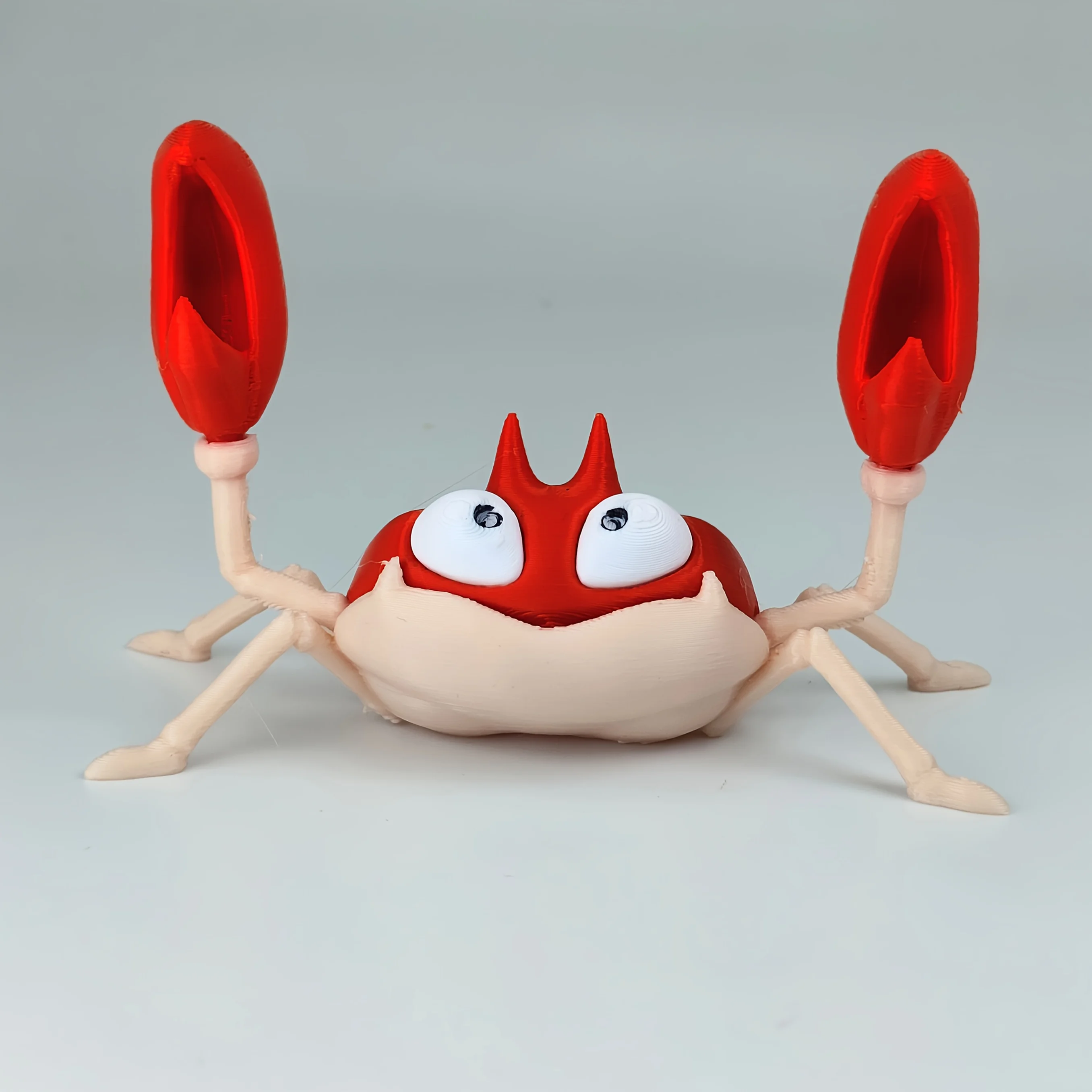 Ein neuer kreativer Krabben-Stifthalter in Form einer Gewichtheberkrabbe, ein Geschenkartikel, der für Ausstellungen zu Hause, Partys, Schaufenster, Büros, Tische usw. verwendet werden kann. und