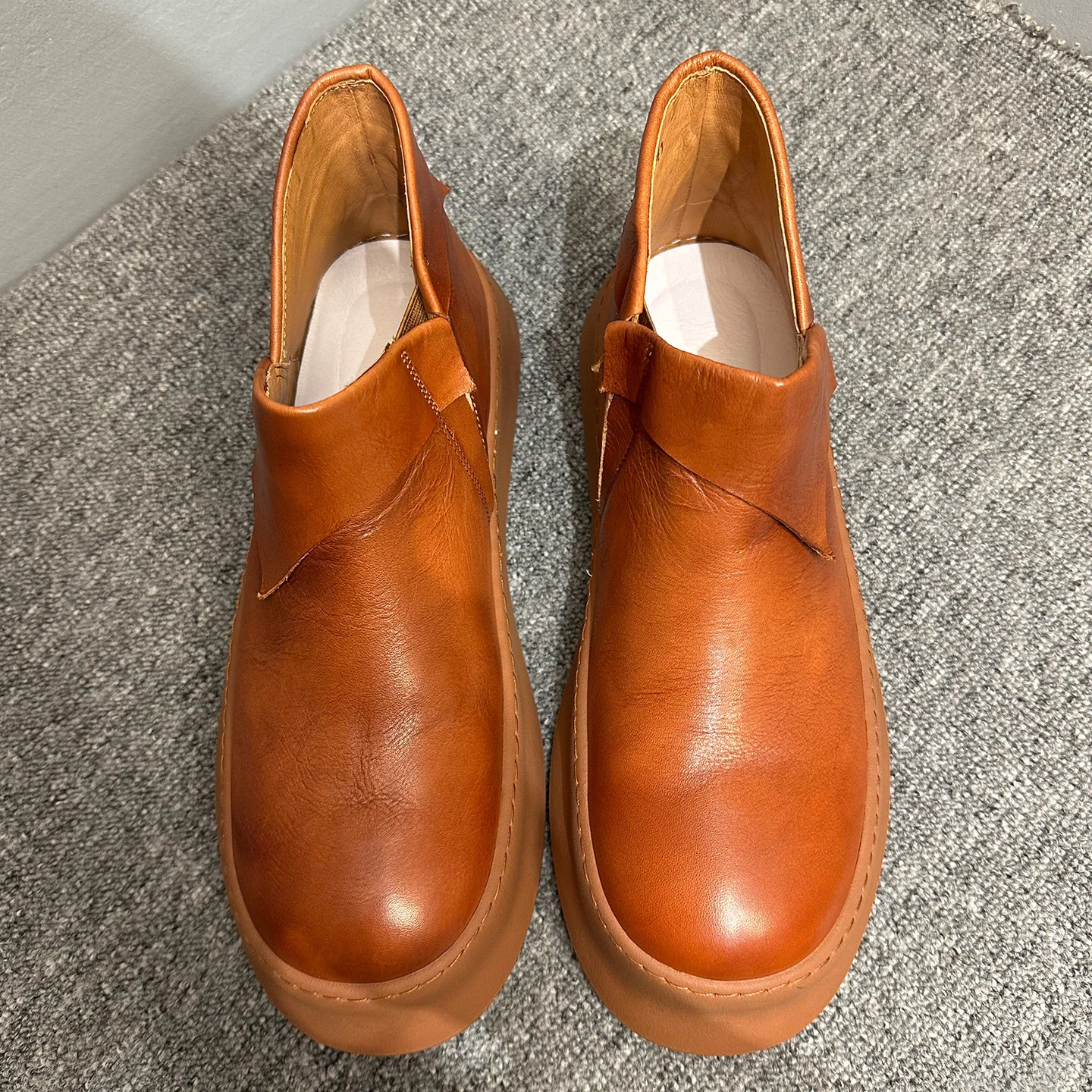 YETTIES Men's 2025 Chelsea Boots, Top Grain Leather British Style Slip-On, Soft Cowhide Combat Ankle Boots with Chunky Sole