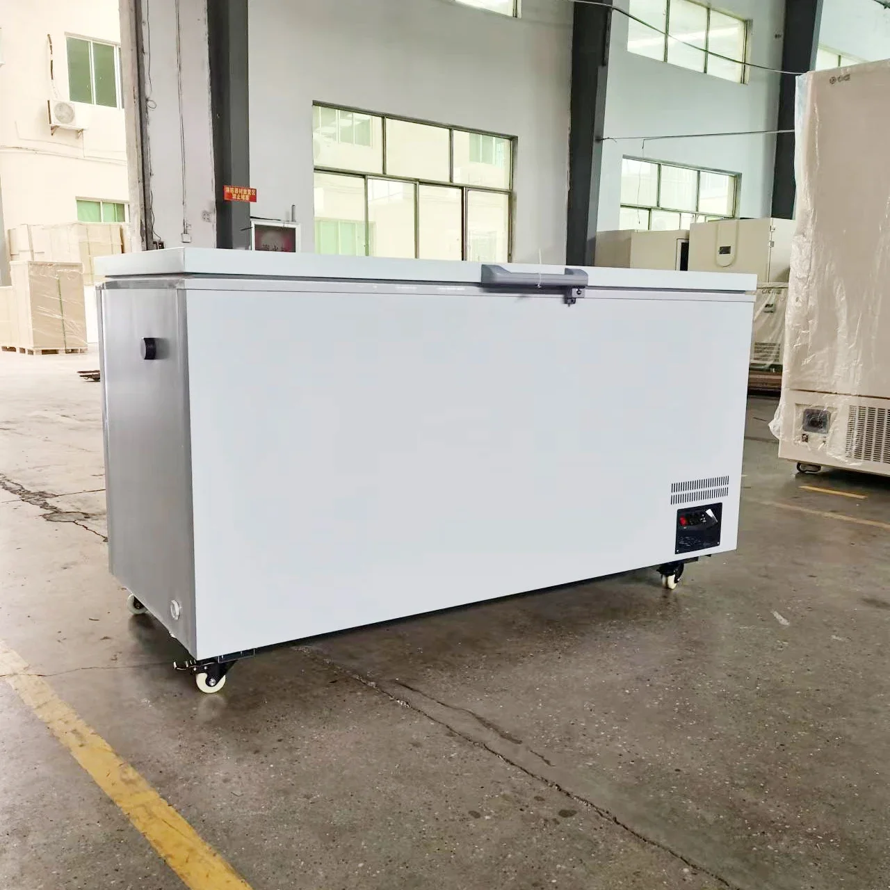 570L -60Degree Low Temperature Medical Deep Chest Freezer for Biomaterials