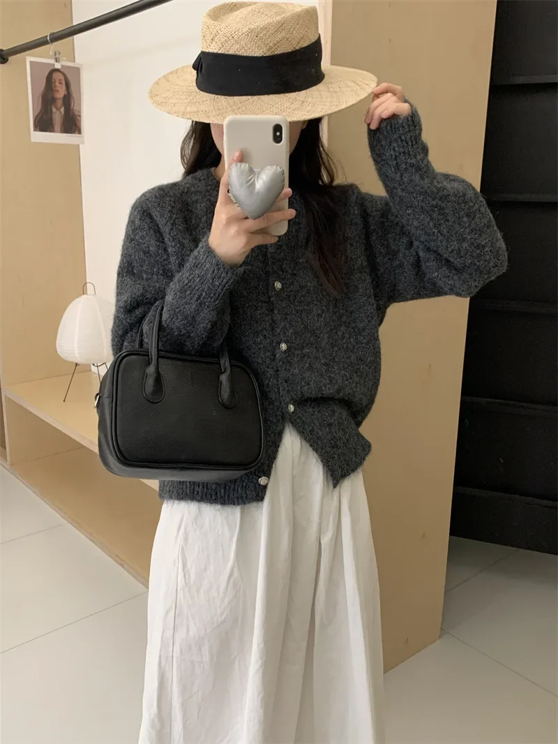 Gentle Wind Hairy Crewneck Sweater Cardigan Woman 2024 Autumn/winter Korean Simple Single Breasted Soft Waxy Knit Coat