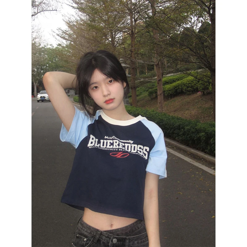 

American Retro Spliced Color oulder ort Sve T-irt Women Summer Loose Design Sweet And Spicy Pure Cotton ort Top