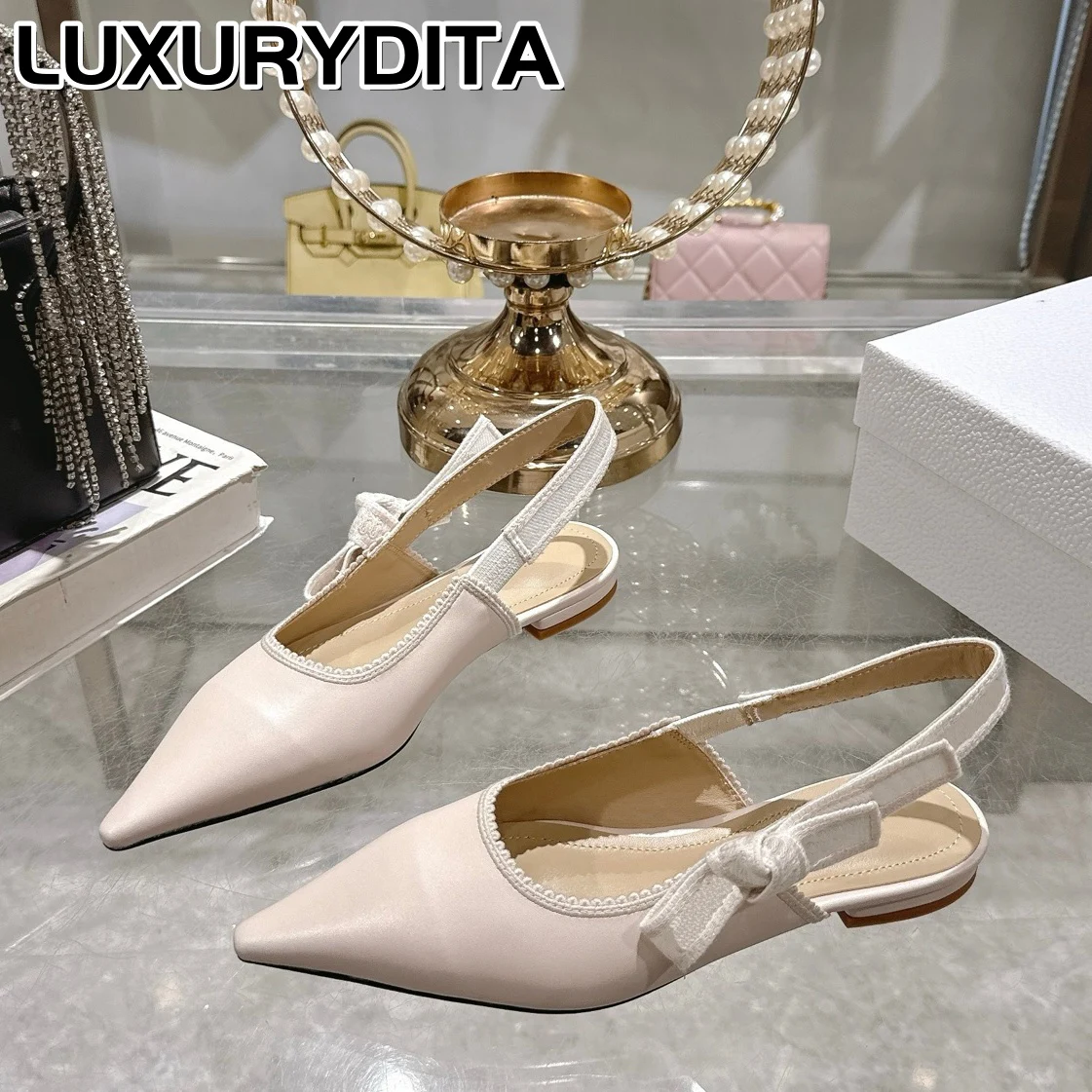 

Top Quality Luxury Womens Sandal Casual Lace Flat Fashion Embroidered Muller Shoes Designer Silk Leather Soled High XYS025