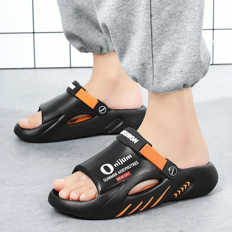 صنادل رجالية صيفية جديدة خفيفة الوزن ومريحة للتنفس أحذية شاطئ كاجوال كبيرة الحجم للحديقة للرجال